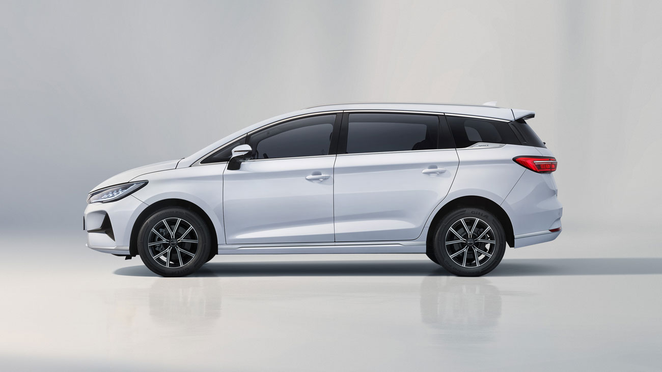 Ngoại Thất Xe BYD M6